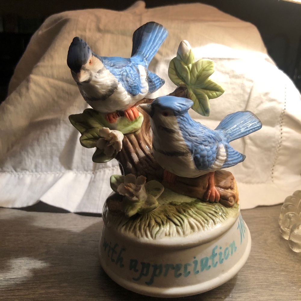 Royal Crown Blue and White Bird Figurine. Plays Sing A Song